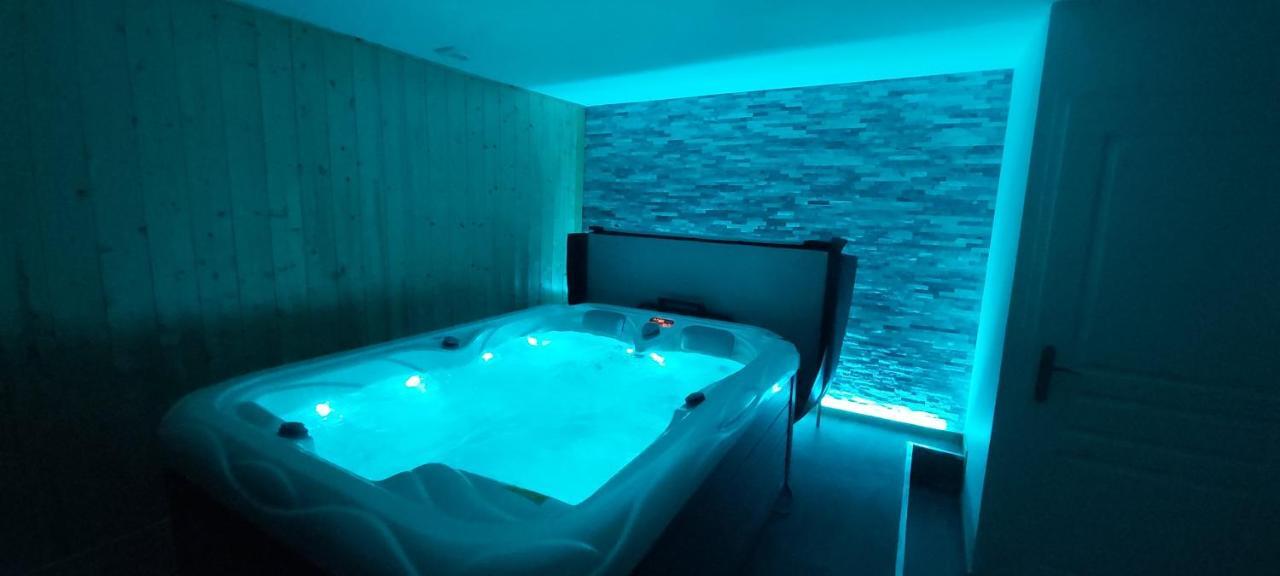 Suite Eden Avec Jacuzzi Prive Chaumont  Exteriör bild